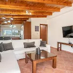 Plousia Villa Grizata