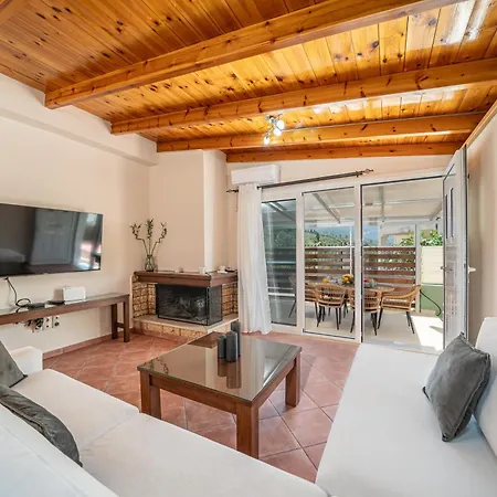 Plousia Villa