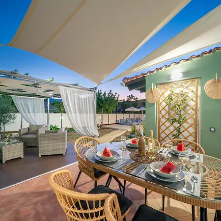 Plousia 빌라 Grizata